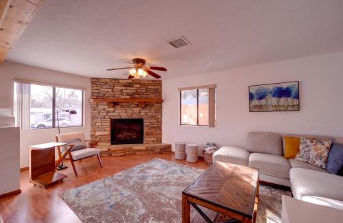 Prescott Casa | 2 Mi to Whiskey Row Tranquil Getaway with Deck!