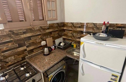 Dahab Apartamento | 2 min walk to the Sea / shared garden with sky view ,Wi-Fi , pet friendly