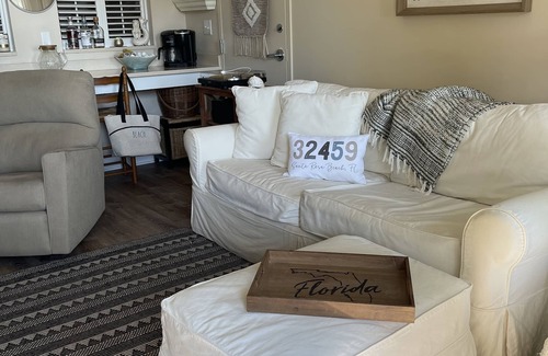 Gulf Place Condominio | 2 Min Walk to Beach | 30A | Gulf Pace | Renovated