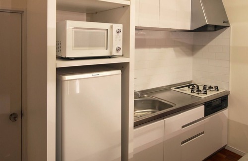 Konohana Casa | 2 minutos a pie desde la estación más cercana 駅6 minutos en tren a USJ y Umeda. Una hermosa casa recién renovada.