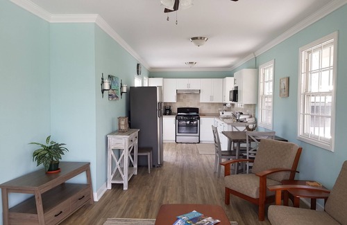 Rockley Apartamento | 2 minutos a pie de la playa, recientemente renovado, apartamento con 2 dormitorios y 2 baños # 1