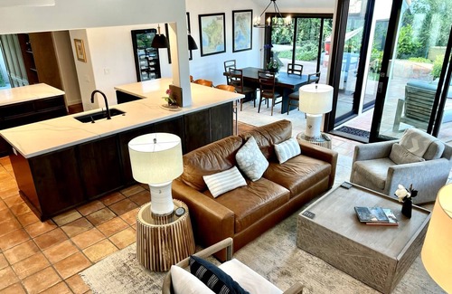 Del Mar Casa | 2 minute walk to Del Mar Beach!