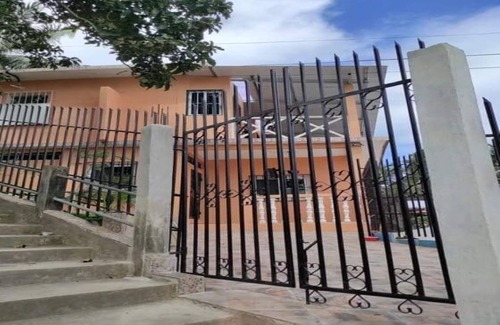 Puerto Barrios Apartamento | 2 minutes from the main pier, beach, super close to a mini market, main street.