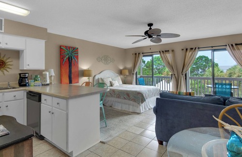 Seagrove Beach Condominio | 2 Minutes To The Beach & Dog Friendly - Sleeps 4