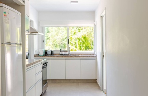 Punta del Este Apartamento | 2 minutes to the beach! Family-sized condo in the heart of Punta del Este