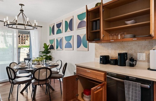 Highland Hills Casa | 2 Mirrored Units- Fire pits and grill, walk to Starbucks, HEB, restaurants