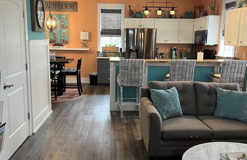 Port St. Joe Cabaña | Steps to the pool and short drive to the beach!