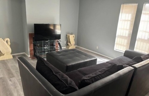 Las Vegas Apartamento | 2 or 3 Bedroom Walk to Strip MGM Casino Shop Club