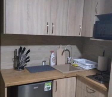 Grodzisk Mazowiecki Apartamento | 2 osobowe kawalerki w domkach FreezerHause Kozery- NoclegiGrodziskPL 792-535-535
