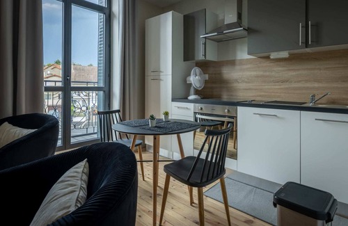 Chatel-Guyon Apartamento | 2-person air-conditioned 1-bedroom apartment near Aïga Resort Puy Lassolas 102