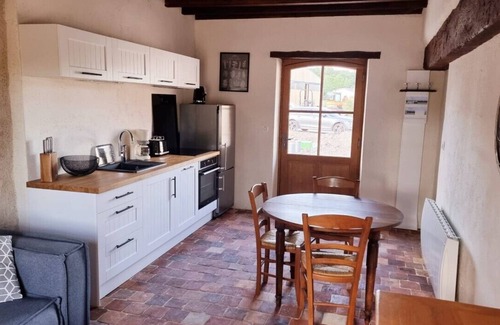 Pruniers-en-Sologne Casa | 2-person gîte with swimming pool