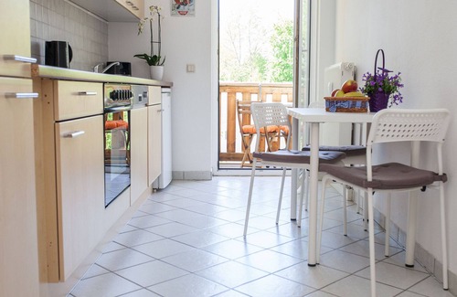 Anger-Crottendorf Apartamento | Apartamento de 2 habitaciones, cocina, baño, balcón, televisión por cable, internet inalámbrico, tranquilo - cerca del centro de la ciudad