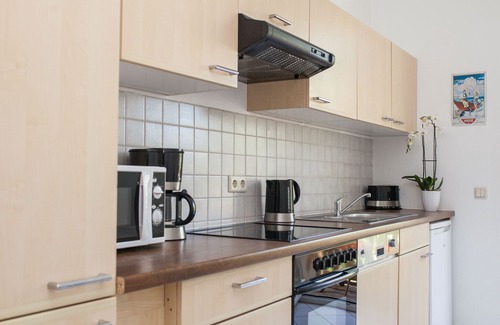 Anger-Crottendorf Apartamento | Apartamento de 2 habitaciones, cocina, baño, balcón, televisión por cable, internet inalámbrico, tranquilo - cerca del centro de la ciudad