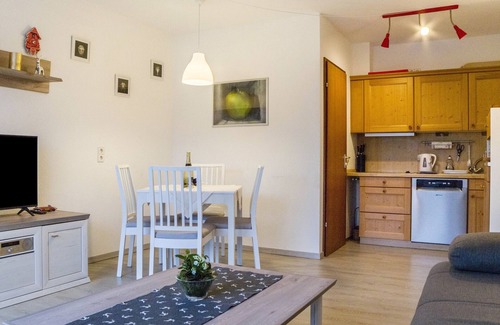 Schoenwald Apartamento | Apartamento vacacional de 2 habitaciones 109 Schwarzwald, con balcón y Wi-Fi