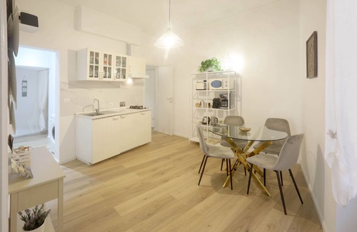 Campitelli Apartamento | 2 Rooms at the Colosseum Rome New Apartment