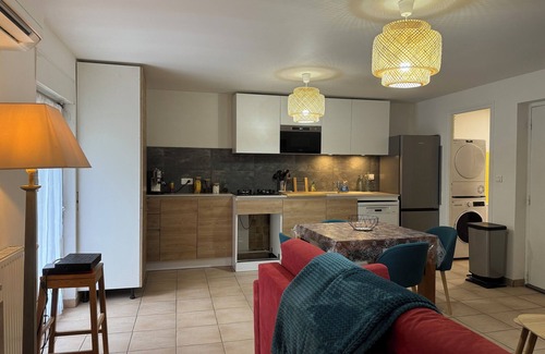 Livron-sur-Drome Apartamento | 2 Rooms of 38m2 air-conditioned, Wifi, parking in the heart of Livron