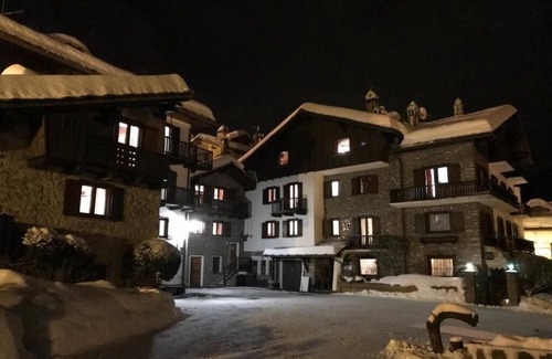 Pallusieux Apartamento | 2 Rooms With Mt. Blanc View and Garden