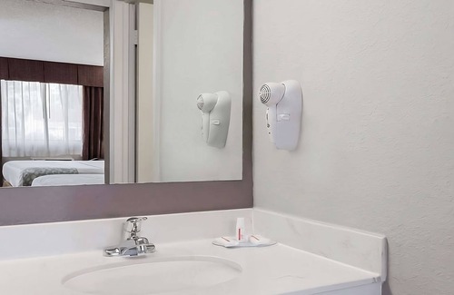 St. Augustine Hotel | 2 Spaces in the St Augustine Historic Downtown! Free Parking, Pool Access