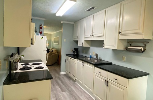 Myrtle Beach Condominio | 2-Story 1300 sqft Condo w/4 Balconies, 2bedrooms, 2.5baths, 1/2 block from beach