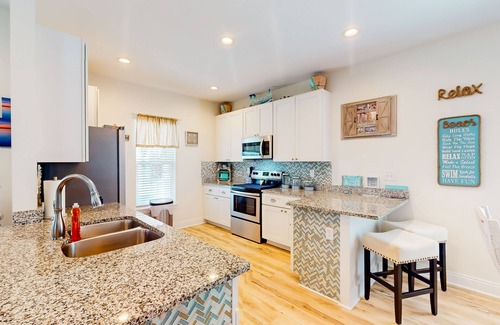 Silver Sands Casa | 2-story house near the beach with grill, washer/dryer, streaming, & central AC