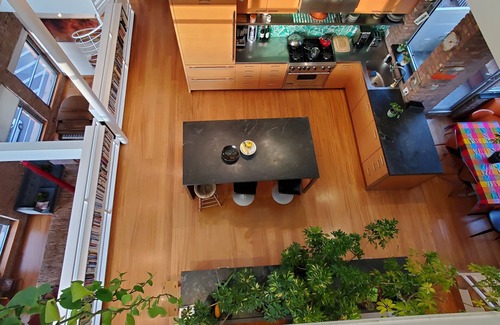 SoHo Apartamento | Nolita Penthouse ... luz increíble, techos de 26 'y excelente espacio al aire libre