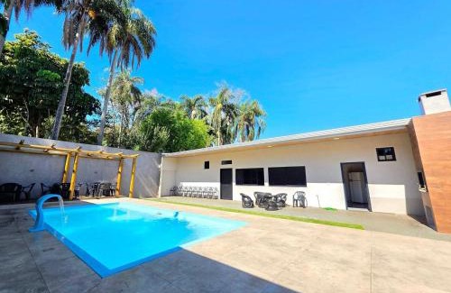 Foz do Iguacu Casa | 2 suítes e 2 quartos bairro tranquilo prox centro