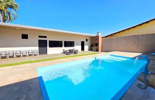 Foz do Iguacu Casa | 2 suítes e 2 quartos bairro tranquilo prox centro