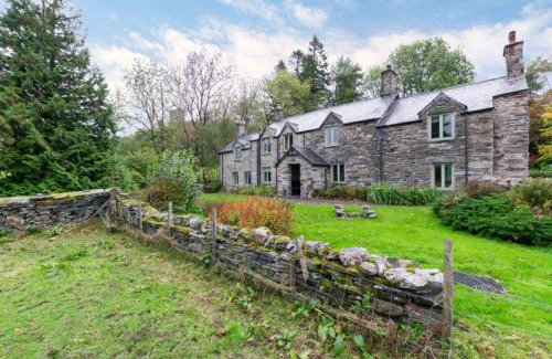 Dolwyddelan Casa | 2 Tan-y-castell