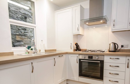 Trefriw Cabaña | 2 TAN Y FEDW, pet friendly, country holiday cottage in Trefriw