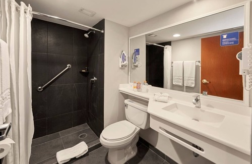 El Tezal Hotel | 2 Tranquil Rooms - A Restful Nook at Cabo's Heartlands Near All Attractions