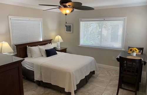 Siesta Key Hotel | #2-TwinPalms-King Studio Suite