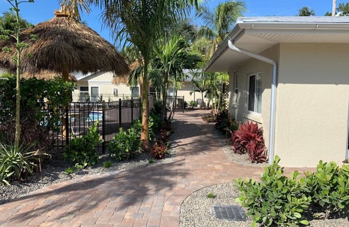 Siesta Key Hotel | #2-TwinPalms-King Studio Suite