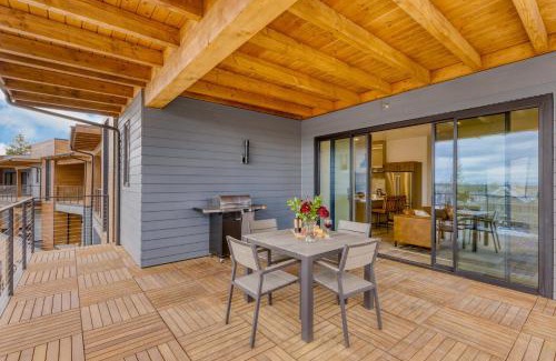 Bend Casa | 2 Units Minutes to Old Bend Deck Hot Tub 1204 Skyline Ranch by AvantStay