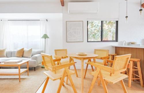 Los Feliz Casa | 2 Units Oasia Villa w terrace 12 pax