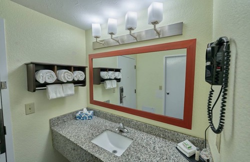 West Yarmouth Hotel | 2 Units with Hot Tub, Indoor Pool, Mini Golf, & Free Breakfast Offered Daily