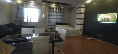 Sverdlov District Apartamento | 2-x ком квартира люкс в Центре города Цум сдается посуточно в элитном доме