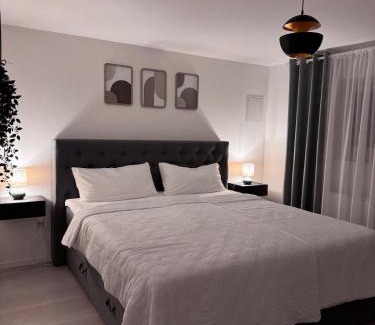 Sundheim Apartamento | 2-Zimmer Souterrain Wohnung