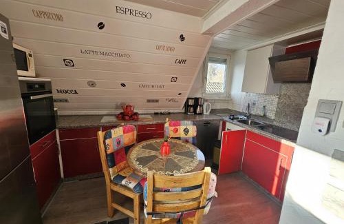 Offenburg Apartamento | 2 Zimmer Wohnung mit Küche und Terrasse