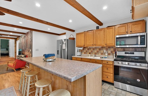 South Fork Chalet De Esquí | 20 acres w/Private Pavilion, Hot Tub & Fire Pit