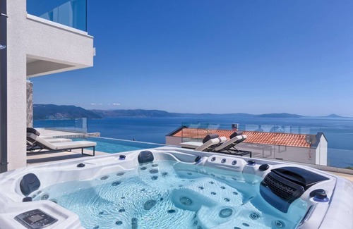 Ripenda Kosi Villa | 20% Last minute offer - Villa Ateneum