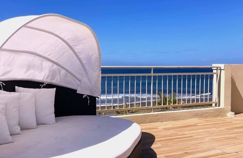Bajura Condominio | #20 Luxury 4BR, 3BA Beachfront Penthouse @ Jobos