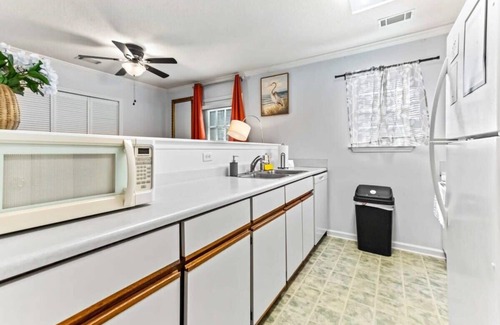 Savannah Casa | 20 Mins from the Airport- Sunny Soling Hideaway