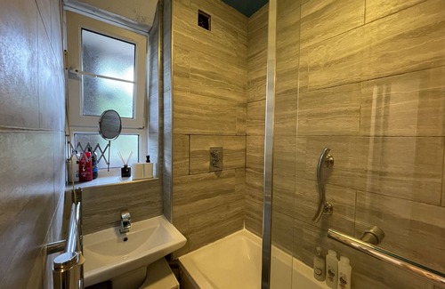 Vassall Apartamento | 20 minutes to Central London! Family sized apartment opposite park and shops