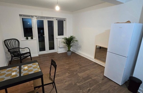 West Hendon Casa | 20% OFF| Discounted for long stay| Cosy 1 bedroom