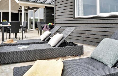 Norre Nebel Casa | 20 person holiday home in Nørre Nebel