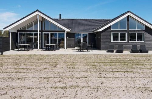 Norre Nebel Casa | 20 person holiday home in Nørre Nebel