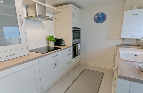 Beaumaris Apartamento | 20 Rosemary Lane - a coastal that sleeps 4 guests in 2 bedrooms
