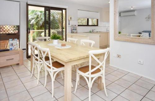 Mooloolaba Apartamento | 20 Steps to the Sand!