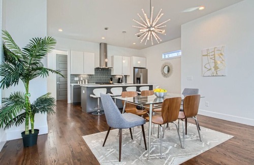 Berry Hill Casa | 20-The Larmon - The Music City Collection