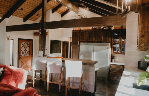 San Luis Obispo Cabina | Escapada costera de 200 acres en el corazón de SLO